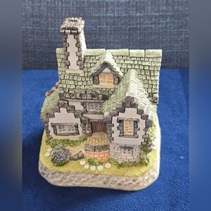David Winter Cottage 1993 The Seminary Figurine Excellent Condition, NO Box